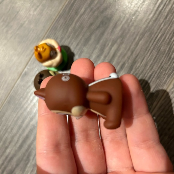 Chip and dale figures - Picture 3 of 10